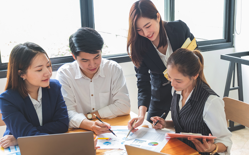Financial data and calculator for ISSB materiality reporting in Singapore